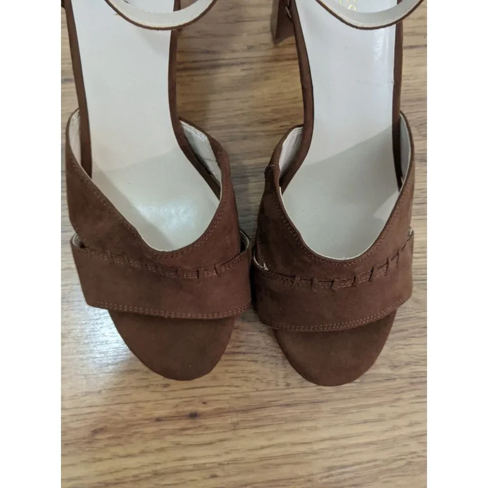 Nine West Suede Heels - Picture 4 of 9